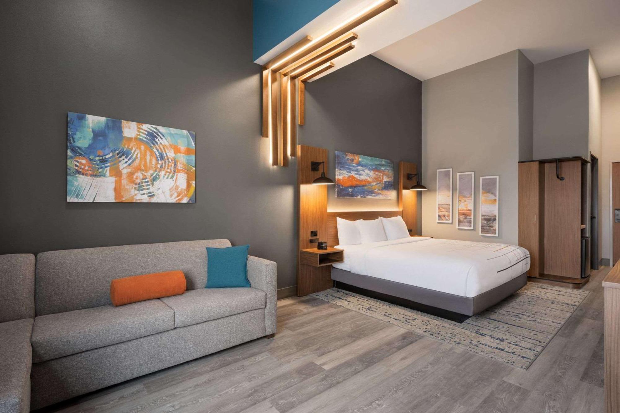 La Quinta Inn & Suites By Wyndham Del Rio Εξωτερικό φωτογραφία